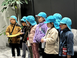「昭和こども園」の子どもたちがRXのオフィスに遊びに来てくれました